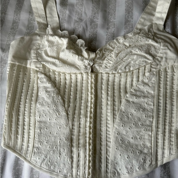 NWOT With Jéan Layla Top Capsule Collection - White - Picture 7 of 10